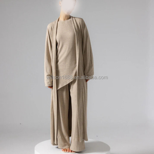 Set di 3 Pezzi Willson: Camicia e Pantaloni in Cotone Elasticizzato, <span class=keywords><strong>Abbigliamento</strong></span> Islamico Elegante per Donne Musulmane, Modesto e <span class=keywords><strong>Chic</strong></span> - Product Image 2