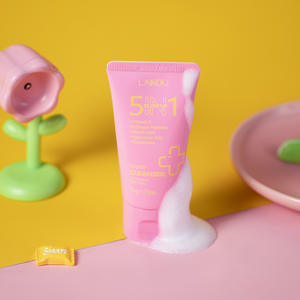 Limpieza profunda Hidratante Brillo Hidratante Lavado facial 5 en 1 Resplandor Super Limpiador Crema Control de aceite Limpiador facial - Product Image 1