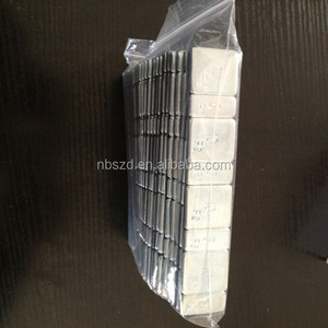 Pesas Adhesivas para Llantas de Aleación de Zinc Sanzhaoda, 1oz, 30 Tiras por Caja, Fabricadas en Zhejiang, China - Product Image 4