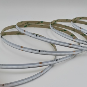 ไฟแถบ LED COB ดิจิตอล RGB แบบสามเส้นสีรุ้ง 24V 8 มม. PCB 10W/M 360LED/M แกนทองแดง สำหรับตกแต่งบ้าน - Product Image 5