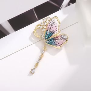 AA0160494 broches de personalidade esmeralda com franjas de borboleta transparente por atacado - Product Image 5