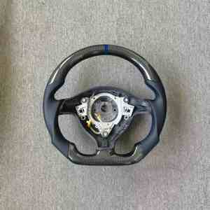 Volant noir en fibre de carbone compatible avec <span class=keywords><strong>golf</strong></span> <span class=keywords><strong>8</strong></span> <span class=keywords><strong>golf</strong></span> 4 gti mk7 <span class=keywords><strong>Golf</strong></span> 7 r gti - Product Image 3