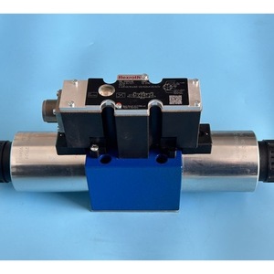 วาล์วควบคุมทิศทางแบบสัดส่วน Rexroth รุ่น 4WRAE10W60-2X G24K31 A1V 315 บาร์ 60 ลิตร/นาที ระบบควบคุมไฮดรอลิก - Product Image 1