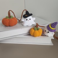 Adorables objets décoratifs faits main en fil, au design éclaté et original, poupée au crochet Citrouille Fantôme, petits articles décoratifs tissés pour voiture