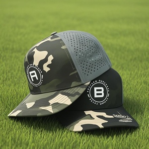 Gorra Deportiva Personalizada Verde de 5 Paneles con Visera Ligeramente Curvada, Diseño de Camuflaje, Transpirable, de Poliéster Impermeable con Orificios Cortados con Láser - Product Image 1