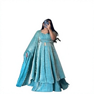 Vestido de Novia Tradicional Indio-Pakistaní de Seda Turquesa, Largo hasta el Suelo, Corte Holgado, Ropa Étnica para Mujer - Product Image 1