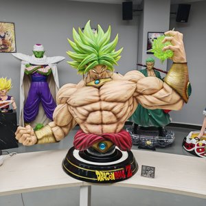 Estatua de Resina de <span class=keywords><strong>Broly</strong></span> <span class=keywords><strong>Super</strong></span> Saiyan de Tamaño Real de Dragon Ball Z con Bola de Energía, Decoración Coleccionable - Product Image 1