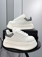 Chaussures blanches pour hommes à lacets, plateforme, nouvelle collection Printemps 2026, très tendance, de marque, style urbain, avec talon compensé invisible de 7 cm