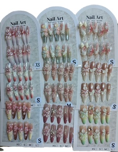 Faux Ongles Longs Pointus Faits Main à Coller – Vente en Gros, Esthétique de Luxe, Fleurs 3D et Perles – Fournisseur Grossiste - Product Image 6