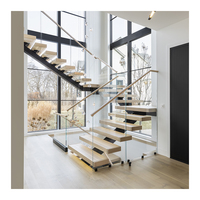 Rampe d'escalier droite intérieure en acier au carbone moderne, durable et de haute qualité, avec poutre monobloc et verre, pour appartement, hall, hôtel, sous-sol