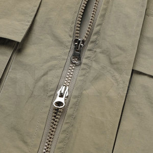 แจ็คเก็ตไนลอนลายตัวอักษร สไตล์ไฮสตรีทสำหรับฤดูหนาว ขายดีที่สุด พร้อมคุณสมบัติกันลมและกันน้ำ - Product Image 6