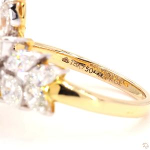 แหวนเพชรทองคำขาวหรูหราสำหรับผู้หญิง ประกายระยิบระยับ ของขวัญเครื่องประดับชั้นดีสำหรับงานแต่งงาน งานหมั้น ดีไซน์คลาสสิกมีสไตล์ - Product Image 2