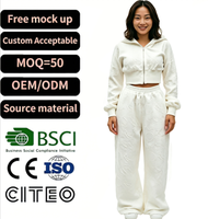 Ensemble deux pièces pour femme : sweat à capuche zippé blanc texturé et pantalon large, coupe décontractée, motif gaufré, tenue de détente, survêtement