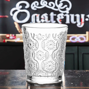 55 <span class=keywords><strong>ml</strong></span> Mini fiore goffrato whisky Shot Glass, cristallo vecchio stile tazza, perfetto per le degustazioni di liquori, occasioni speciali. - Product Image 4