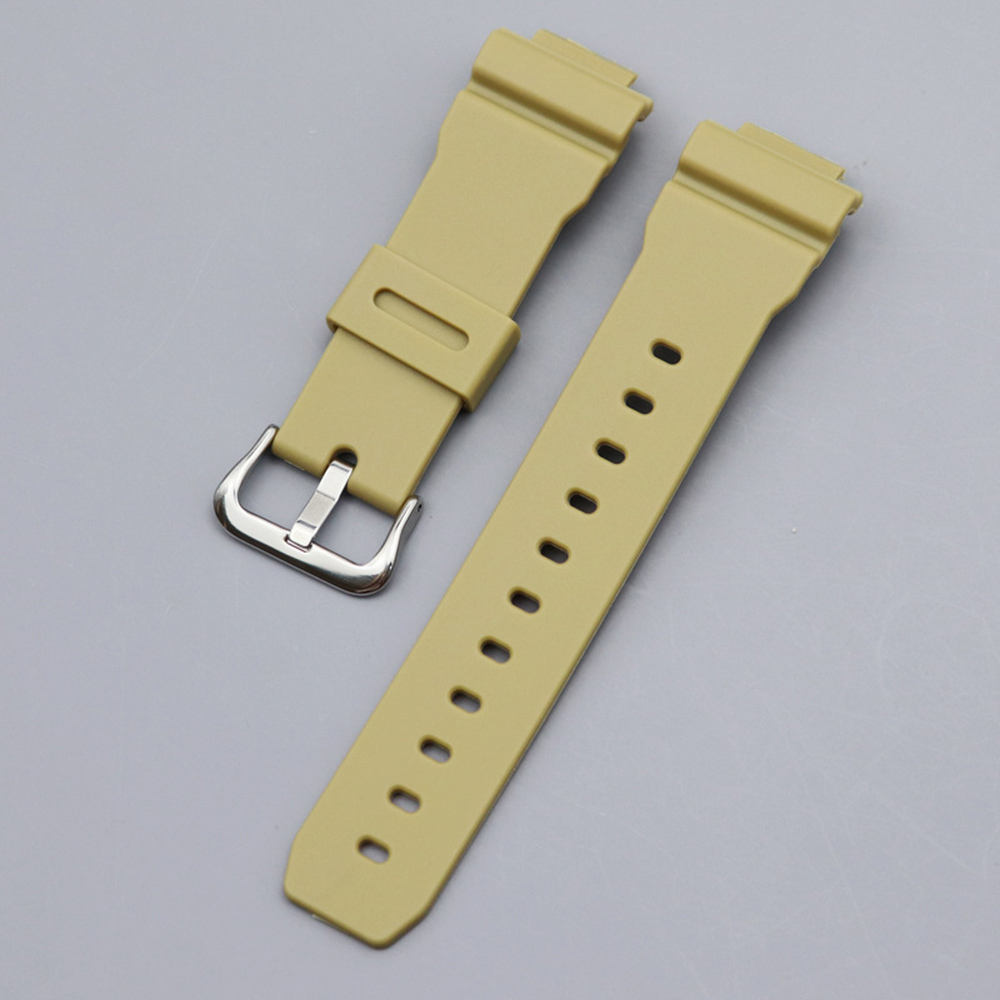 สีเบจพร้อมหัวเข็มขัดสีเงิน