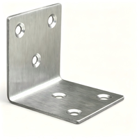 Équerre d'angle renforcée en acier inoxydable 201/304 de Guangdong 30*25*25*1.0mm, ouverture 5mm