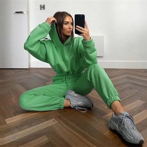 Conjunto Feminino Casual de Verão Solto de 2 Peças: Moletom <span class=keywords><strong>Oversized</strong></span> com Capuz e Calça de Moletom Lisa, Estilo Esportivo em Cores Sólidas - Product Image 3