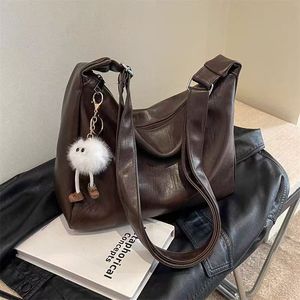 Customized Trendy Large Capacity Shoulder Bags Ladies Bag Women's <b>Handbags</b> for Young Ladies - Product Image 2