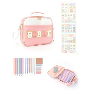 Bolso de Hombro Portátil de Gran Capacidad con Diseño de Letras Bíblicas en PVC, Elegante y Multiusos para Guardar Libros - Product Image 4