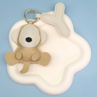 Porte-clés en cuir PU style dessin animé créatif, motif animal, petit singe, breloque de sac, pendentif mignon en coton rembourré à la main, vente en gros