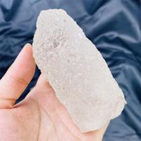 Vente en gros Quartz naturel brut de Nirvana Bouddha Guérison Cristal brut Forme de tour Pierre Top Cristal pour la décoration de cadeaux