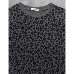 Camiseta de Mujer con Estampado de Leopardo FOXA, Manga Corta, Corte Regular, Informal, Verano, Transpirable, Tejido de Jersey de Poliéster - Product Image 3