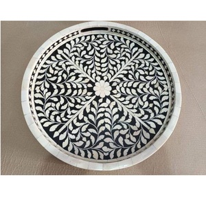 Bandeja de Servir con Incrustaciones de Hueso de Primera Calidad para Mesa de Comedor, Ideal para Aperitivos, Dulces y Frutos Secos, Disponible para la Venta - Product Image 1