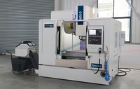 Centre d'usinage CNC VMC860, fraiseuse CNC avec contrôleur CNC, centre d'usinage automatique pour l'aluminium