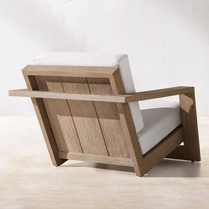 Divano Minimalista in Alluminio con Gambe in Metallo Nero per Arredamento Esterno, Design Semplice e Accattivante - Product Image 2
