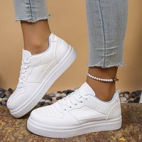 Chaussures de sport décontractées pour femmes 2025 Printemps/Été Blanches Multifonctionnelles avec Logo Personnalisé Tendance Mode Chaussures de Marche