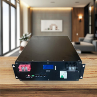/CE Solutions d'alimentation de secours à domicile protégées Stockage d'énergie modulaire résistant à la poussière et aux chocs 5 kWh Supports de boîtes de batterie en métal