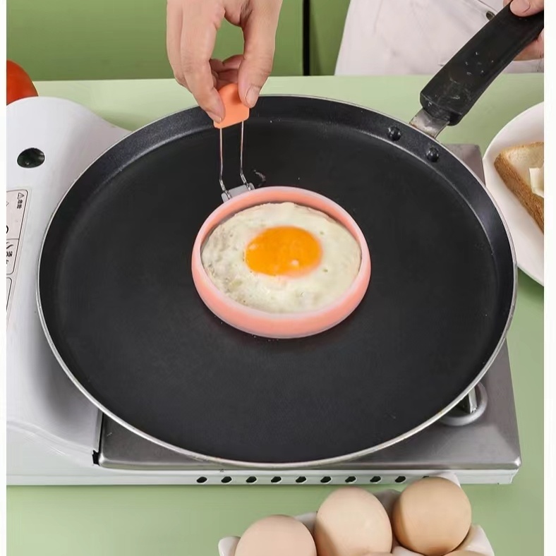 New Silicone Egg Fryer Handheld Non-Stick Fried Egg Tool Convenient Fried Egg Ring Mould Eco-friendly Kitchen Utensil