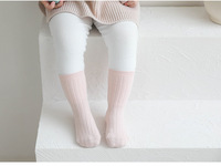 Automne hiver enfants chaud coréen bébé chaussettes vente chaude Logo personnalisé coton équipage couleurs unies enfant en bas âge chaussettes en gros
