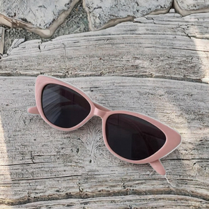 Fashionable cat eye sun glasses with simple UV protection and sun shading for men and women affordable high-quality wholesale - Product Image 3
