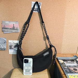 Fashionable <b>Women's</b> Crossbody <b>Bag</b> <b>Black</b> Solid Color Portable Breathable Everyday Use Spring 2025 - Product Image 1