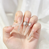 Faux Ongles Personnalisés Stiletto Longs Vente en Gros Usine Paillettes Gemmes Luxe 10 Pièces Capsules d'Ongles à Coller pour Halloween