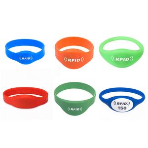 CMRFID 125Khz Silicona <span class=keywords><strong>Rfid</strong></span> Pulsera Dual Chip Tag Ajustable 13,56 MHz Nfc <span class=keywords><strong>Rfid</strong></span> Pulsera - Product Image 6