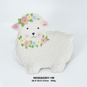 Piatto di Servizio in Ceramica a Forma di Pecora Pasquale, Vassoio per Antipasti a Forma di Agnello 3D con Motivi Floreali per Decorazioni Primaverili, Stoviglie Festive per le Feste - Product Image 3