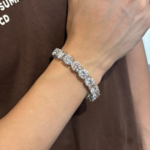 Bracciale da <span class=keywords><strong>Uomo</strong></span> Trendy ed Esagerato in <span class=keywords><strong>Argento</strong></span> Sterling <span class=keywords><strong>925</strong></span> con Chiusura in Moissanite VVS 4CT, Certificato GRA, Ideale come Regalo - Product Image 2