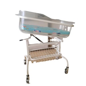Cuna transparente inclinable para bebés con cesta de almacenamiento para recién nacidos, uso doméstico y hospitalario, 890x520x824mm, material ABS - Product Image 1