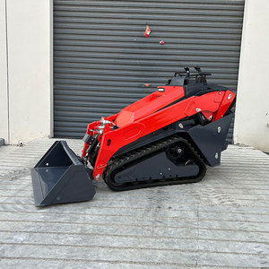 Minicargadora Compacta de Orugas Pequeñas con Ciclo de Trabajo Rápido y Alta Distancia al Suelo - Product Image 4
