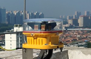 Luz de Obstrucción de Aviación Profesional de Intensidad Media Tipo B, Torre de Aviación LED con IP67 Rojo, Ángulo de Haz de 360 Grados - Product Image 4