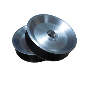 Polea guía de cable de aluminio con revestimiento térmico en forma de V para extrusora de cable de fibra - Product Image 1