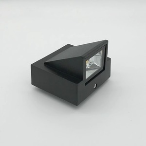 Lámpara de pared LED <span class=keywords><strong>para</strong></span> exteriores ABS cuadrada Simple de doble cabeza impermeable <span class=keywords><strong>para</strong></span> jardín balcón terraza entrada pared Exterior Patio - Product Image 4
