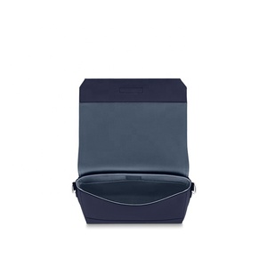 Sacs messagers pour hommes tendance, sacs messagers sportifs en cuir véritable <span class=keywords><strong>bleu</strong></span> <span class=keywords><strong>marine</strong></span> avec logo personnalisé pour hommes/ - Product Image 3