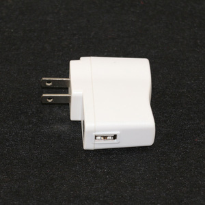 <b>5V</b> <b>1A</b> <b>USB</b> Power Supply Constant Voltage Lithium Battery Charger BSMI Certified Natural Cooling 100-240V Input - Product Image 2