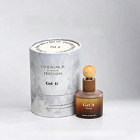 Coffret cadeau d'assainisseurs d'air pour voiture Nouvelle gamme premium de parfums pour voiture avec une fragrance longue durée et des accents décoratifs
