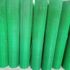Yuking YK Green PVC Coated Square Hole Welded <b>Wire</b> <b>Mesh</b> 1/2inch*1/2inch 2.0-4.0mm <b>Wire</b> Gauge Fence Hebei Factory Bending Cutting - Product Image 3