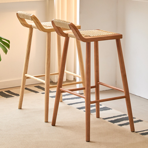 Taburetes de Bar de Madera Maciza con Asiento de Ratán, 45 cm de Altura, Duraderos, No Giratorios, No Plegables, Silla para Isla de Cocina o Barra - Product Image 3