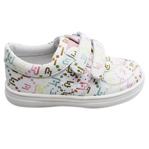 Vente en gros de baskets décontractées pour adolescents, garçons et enfants, avec design personnalisé, chaussures tendance en toile pour enfants - Product Image 1